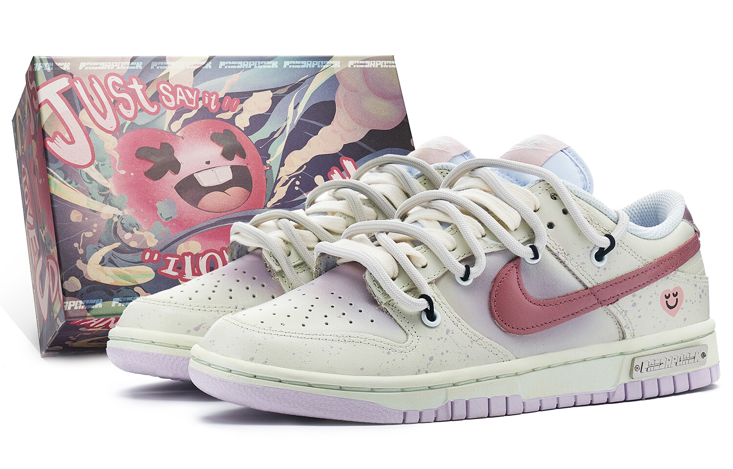 

Женские кроссовки для скейтбординга Nike Dunk Low