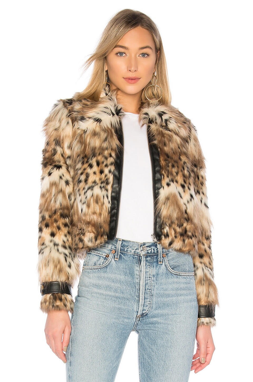 

Пальто MAJORELLE Kaelyn, цвет Snow Leopard