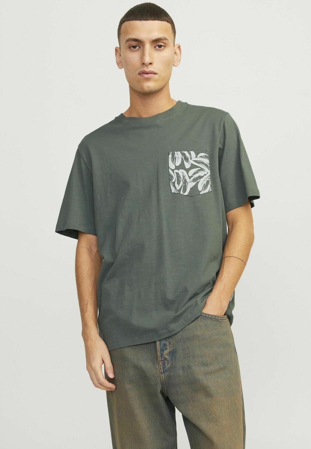 

Футболка с принтом Jack & Jones, цвет laurel wreath