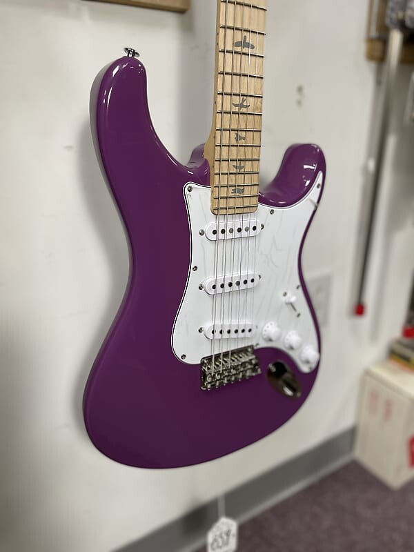 

Электрогитара PRS SE Silver Sky Summit Purple