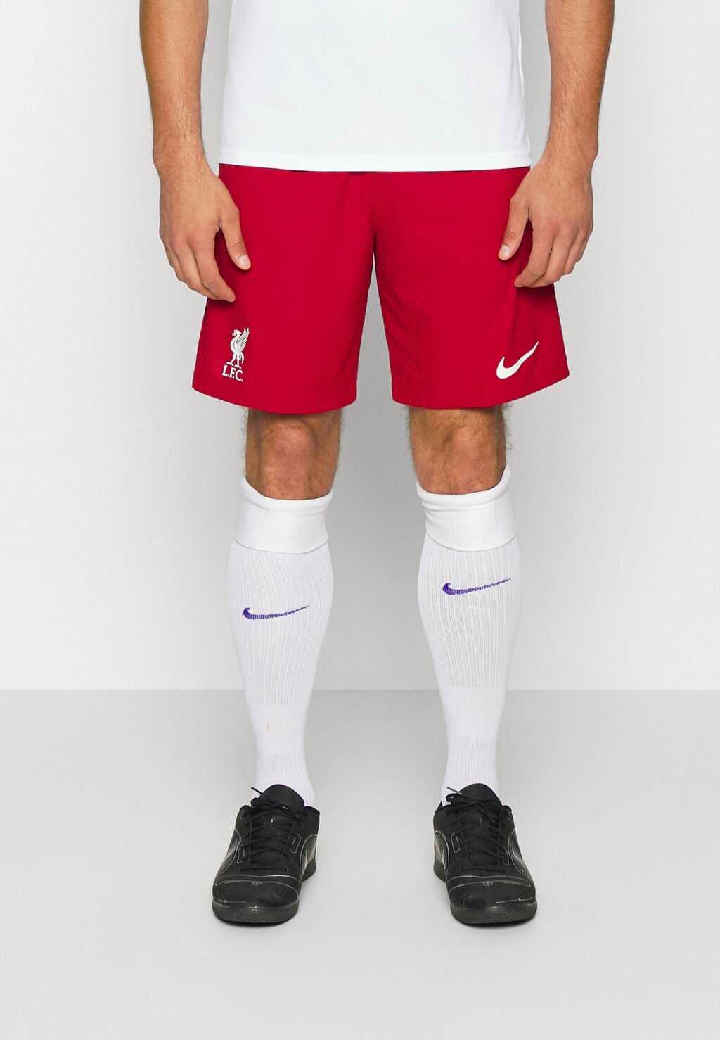 

Спортивные шорты Nike