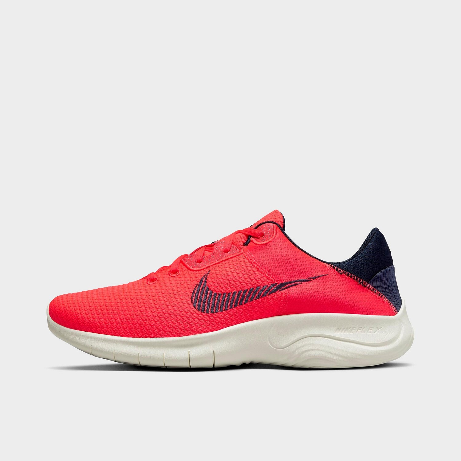 

Кроссовки Nike Flex Experience Run 11, красный