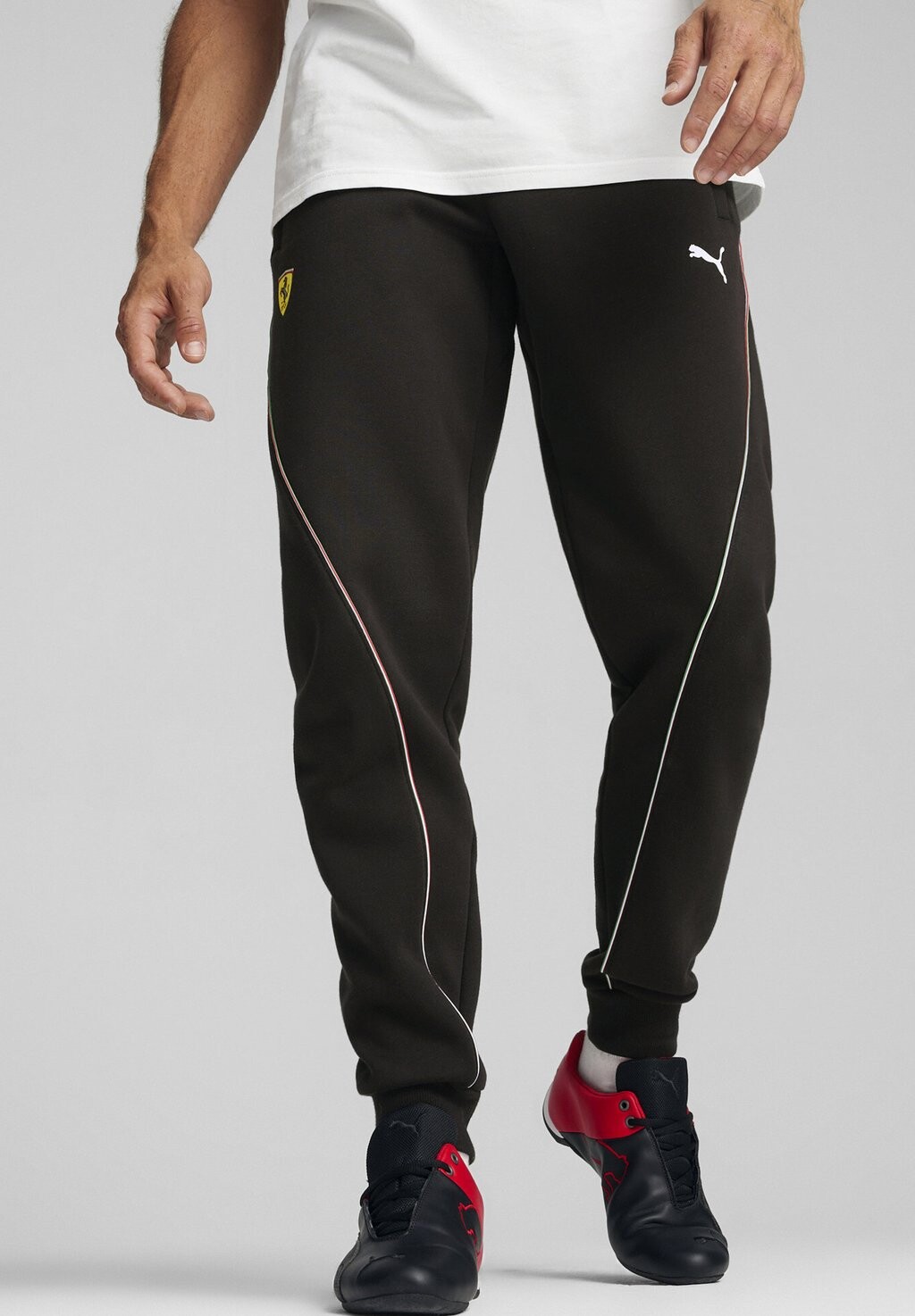 

Спортивные брюки Scuderia Ferrari Race Motorsport Jogging Puma, черный