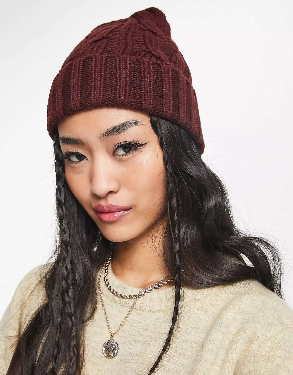 

Бордовая шапка косой вязки из полиэстера ASOS