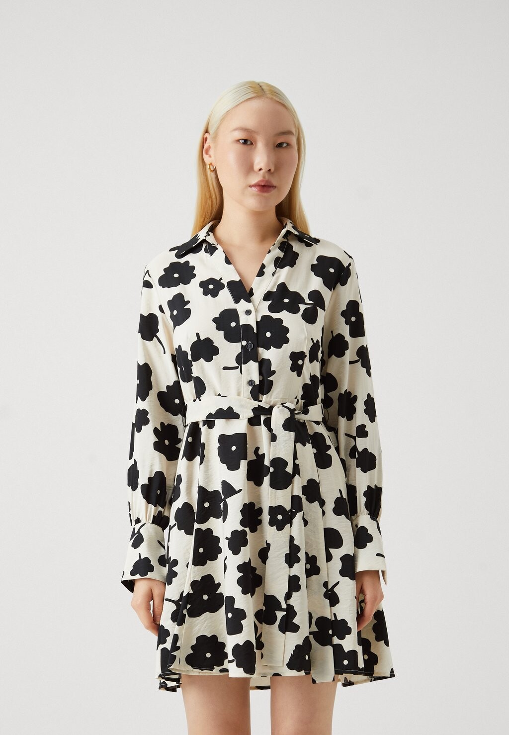 

Платье-блузка VMJESSA SHORT DRESS Aware, цвет birch/dagny