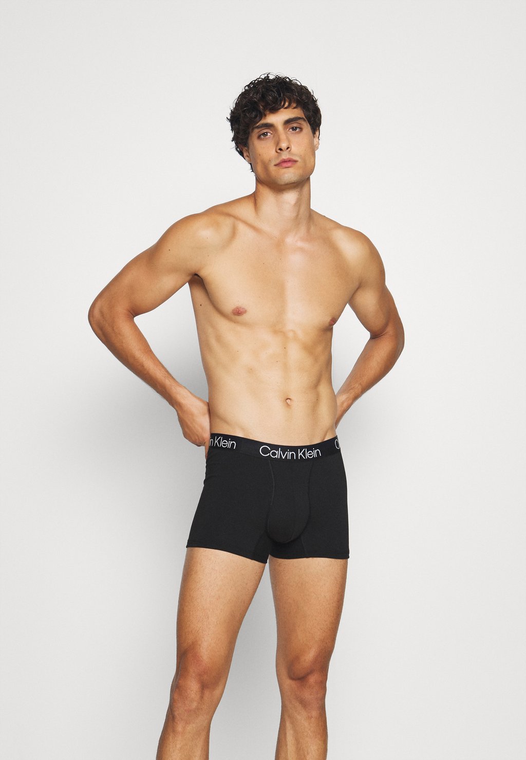 Трусики TRUNK 3 PACK Calvin Klein Underwear, цвет black цена и фото