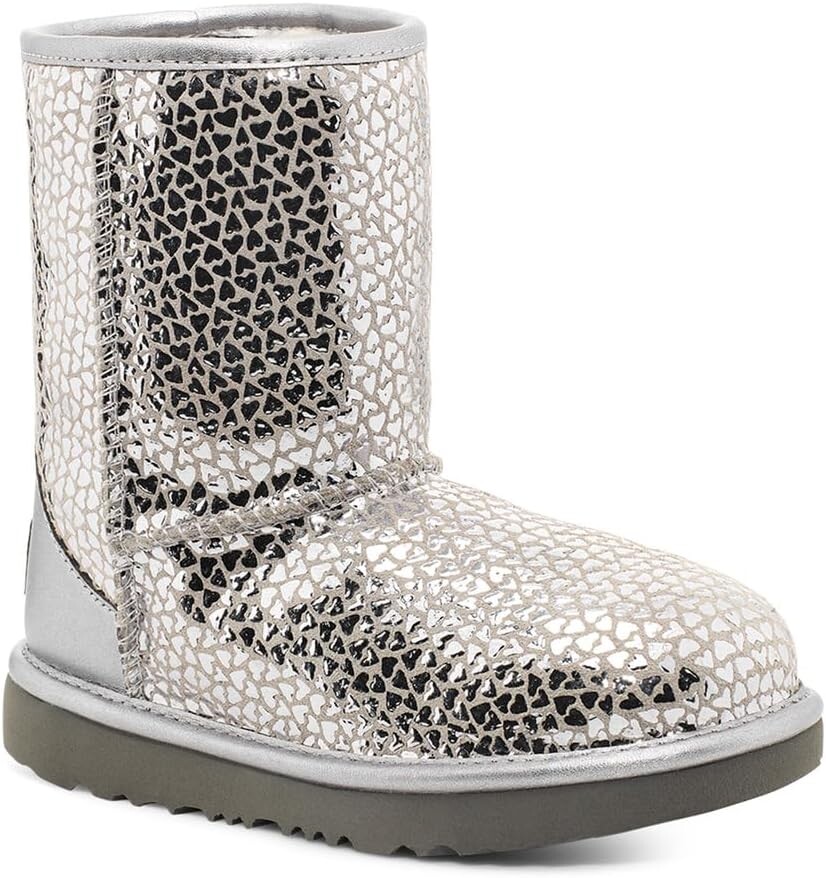

Сапоги Classic II Gel Hearts UGG, цвет Silver