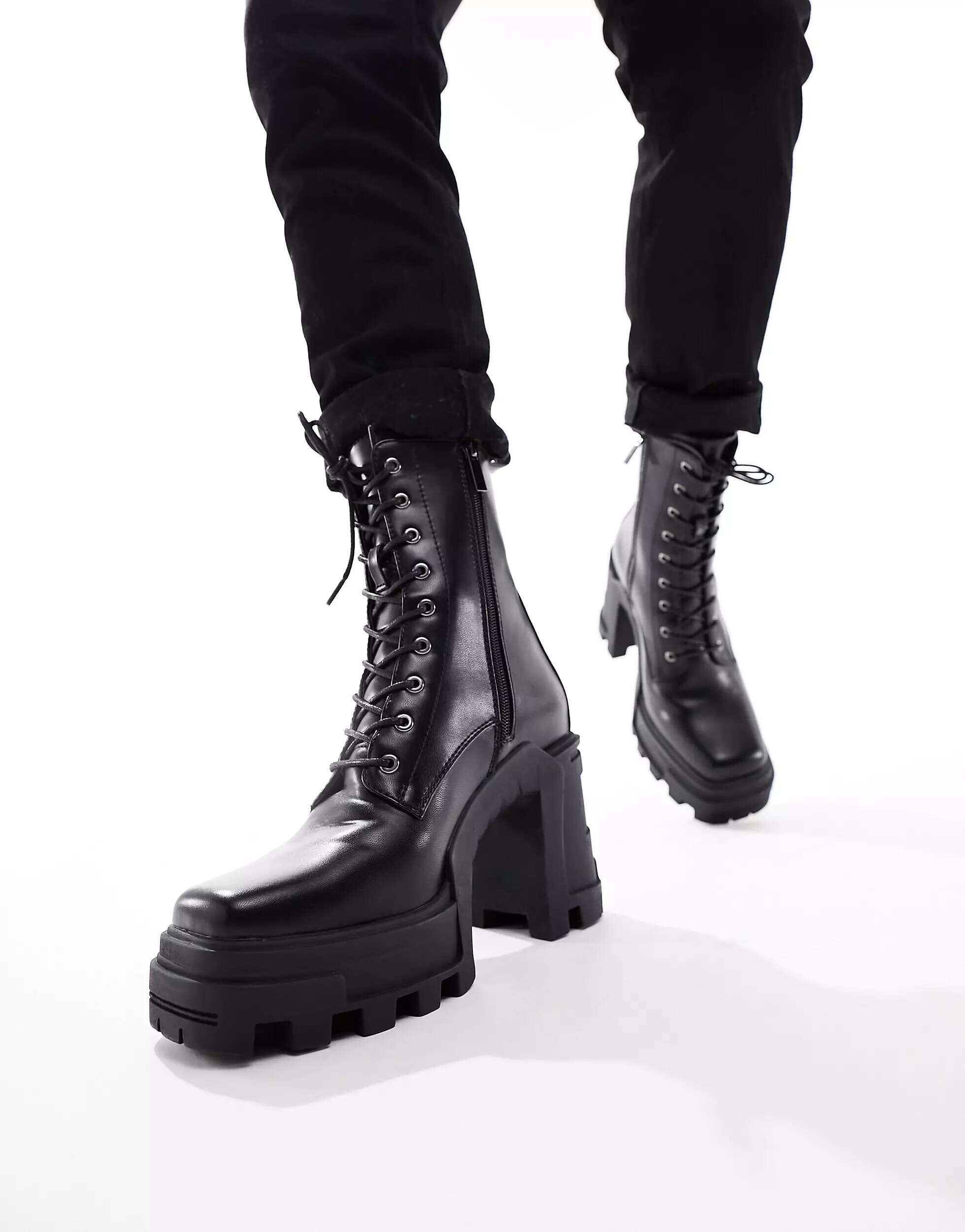 Черные ботинки на шнуровке из искусственной кожи на каблуке и подошве на платформе ASOS женские ботильоны из искусственной кожи черные короткие мотоциклетные ботинки на платформе на шнуровке в готическом стиле осень зима 2022