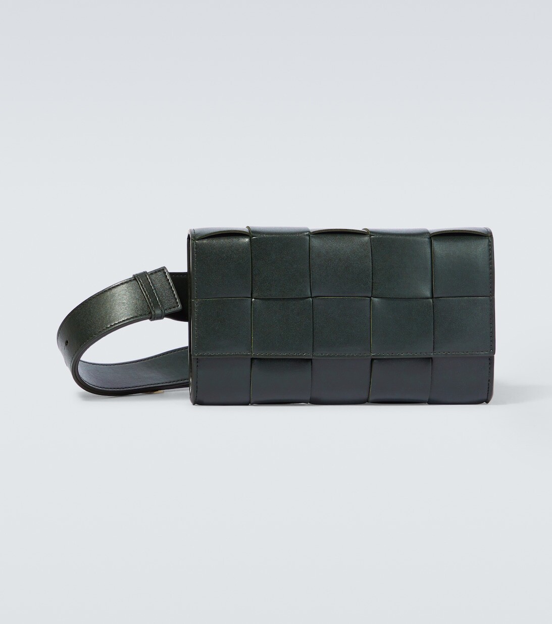 

Поясная сумка Cassette из кожи Bottega Veneta, зеленый