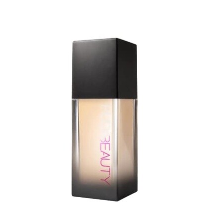 

HUDA BEAUTY #FauxFilter Светящаяся матовая основа 130 г Панна Котта 1 штука