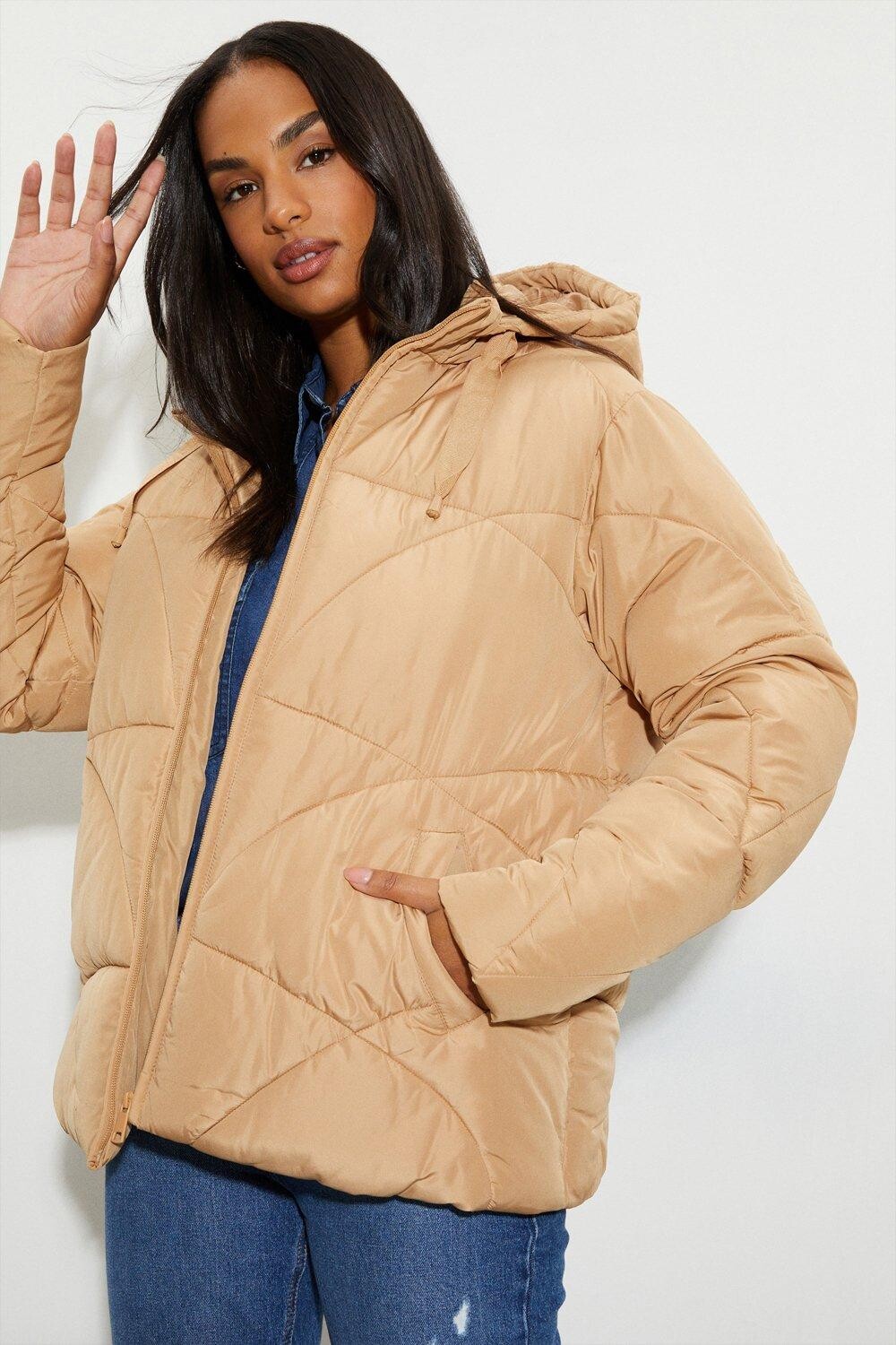 

Короткое стеганое пальто Dorothy Perkins, бежевый