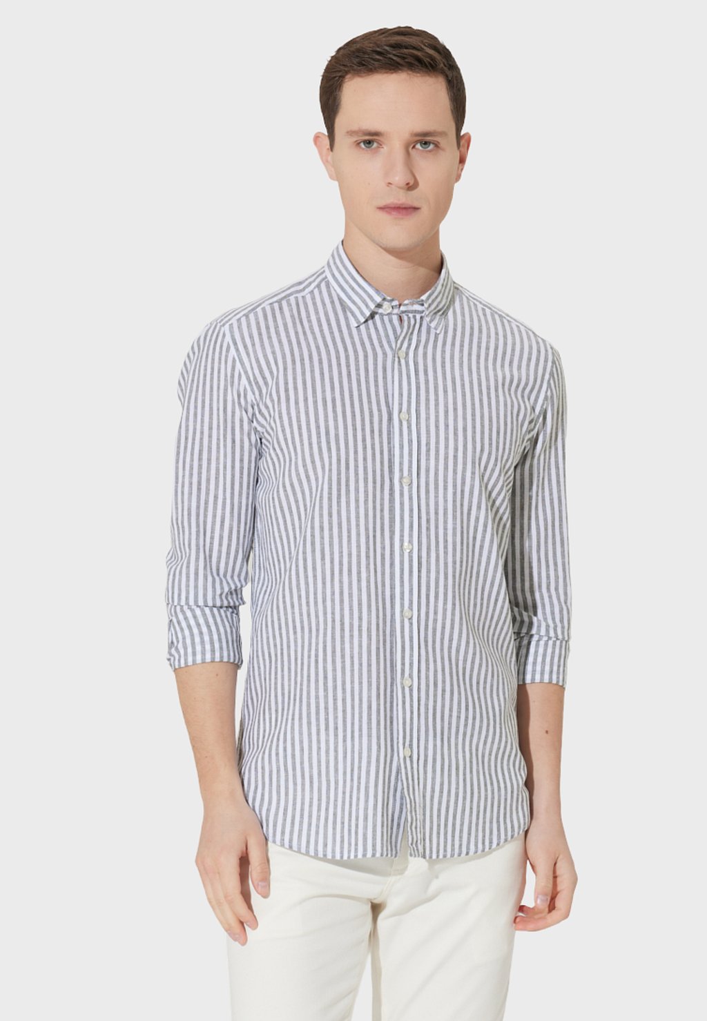 цена Рубашка AC&CO / ALTINYILDIZ CLASSICS, цвет Slim Fit Shirt-Linen