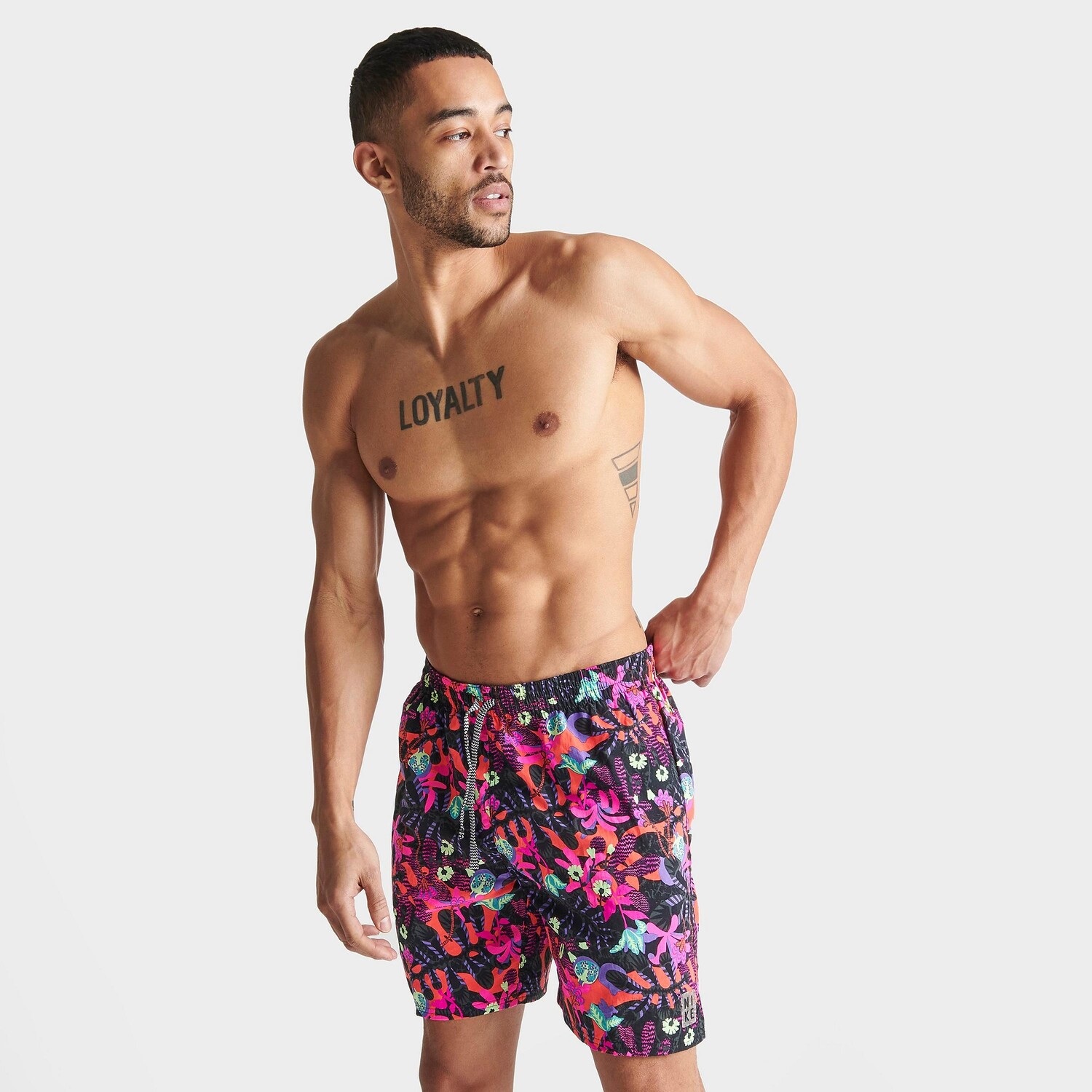 

Мужские шорты для плавания Nike Electric Floral Icon 7 дюймов, многоцветный
