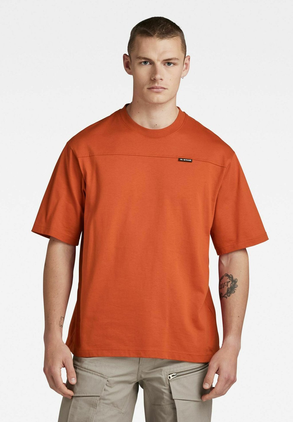 цена Базовая футболка G-Star, оранжевый