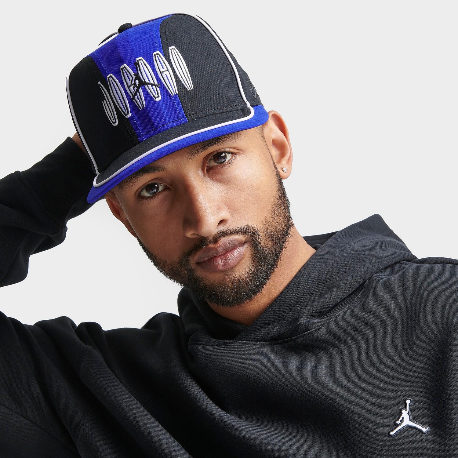 

Кепка Jordan Pro Flight Remix Snapback, черный