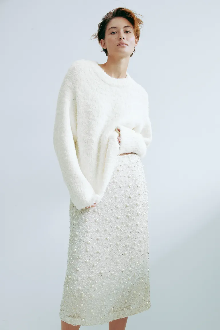 Пушистый вязаный свитер H&M, белый
