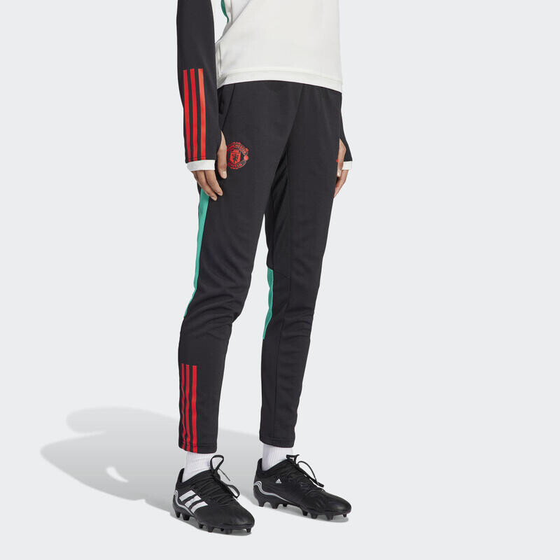 

Тренировочные брюки Manchester United Tiro 23 ADIDAS, цвет negro