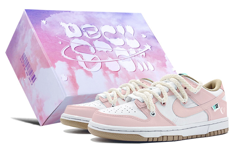 

Женские кроссовки для скейтбординга Nike Dunk