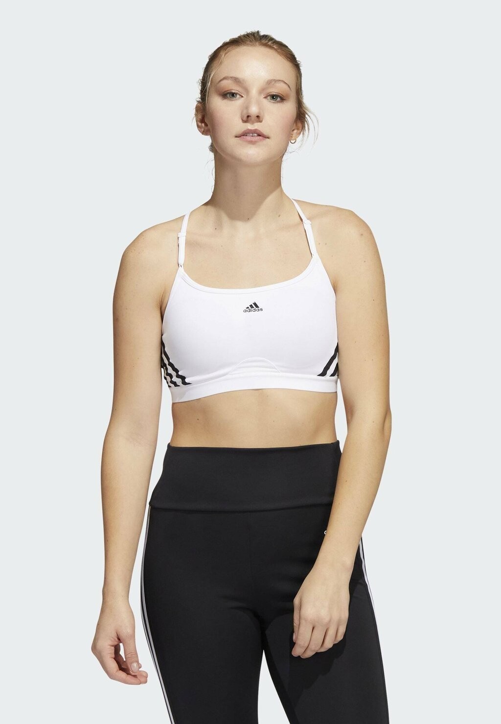 

Спортивный бюстгальтер с легкой поддержкой Adidas
