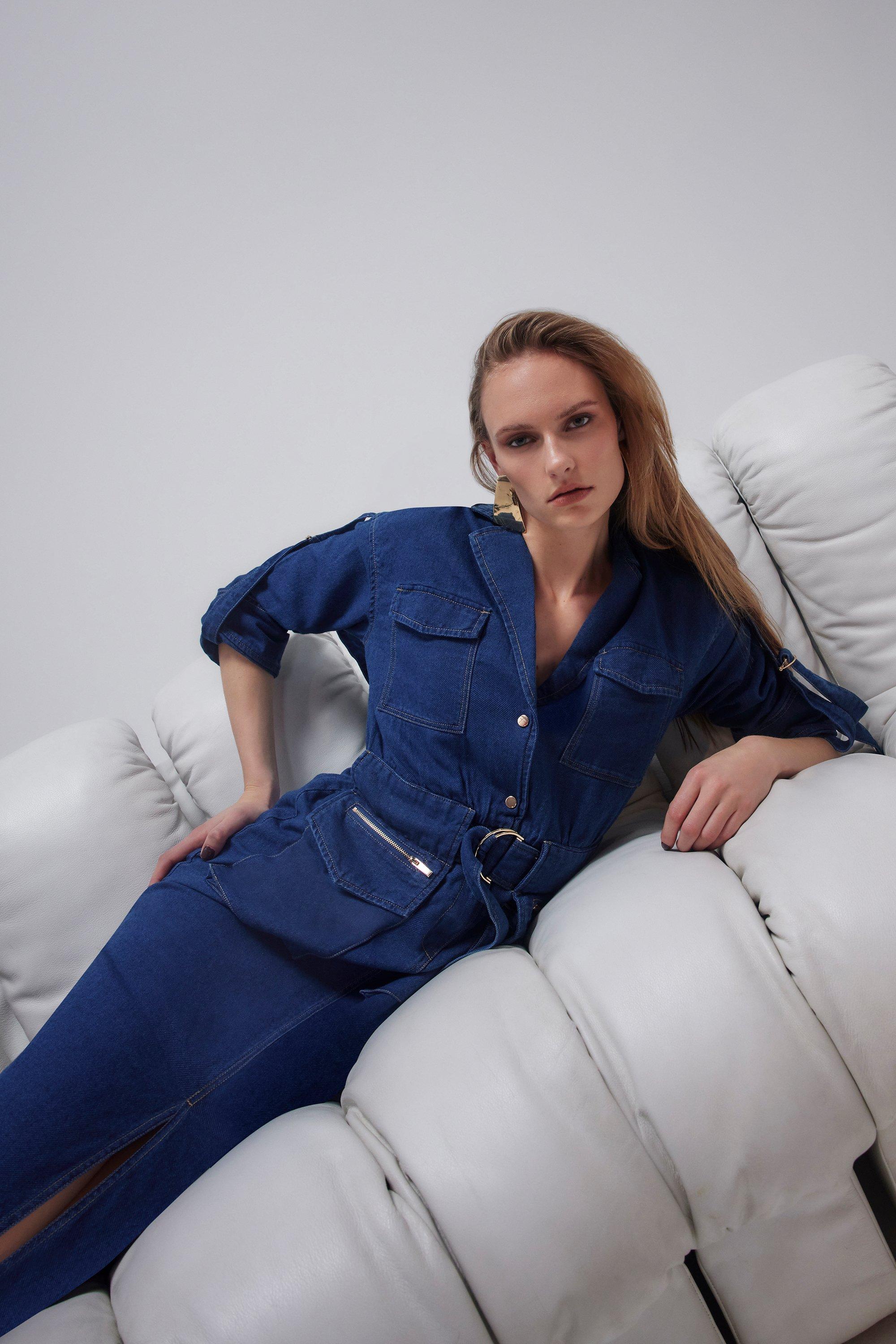 Джинсовое тканое платье-рубашка макси Karen Millen, синий цена и фото