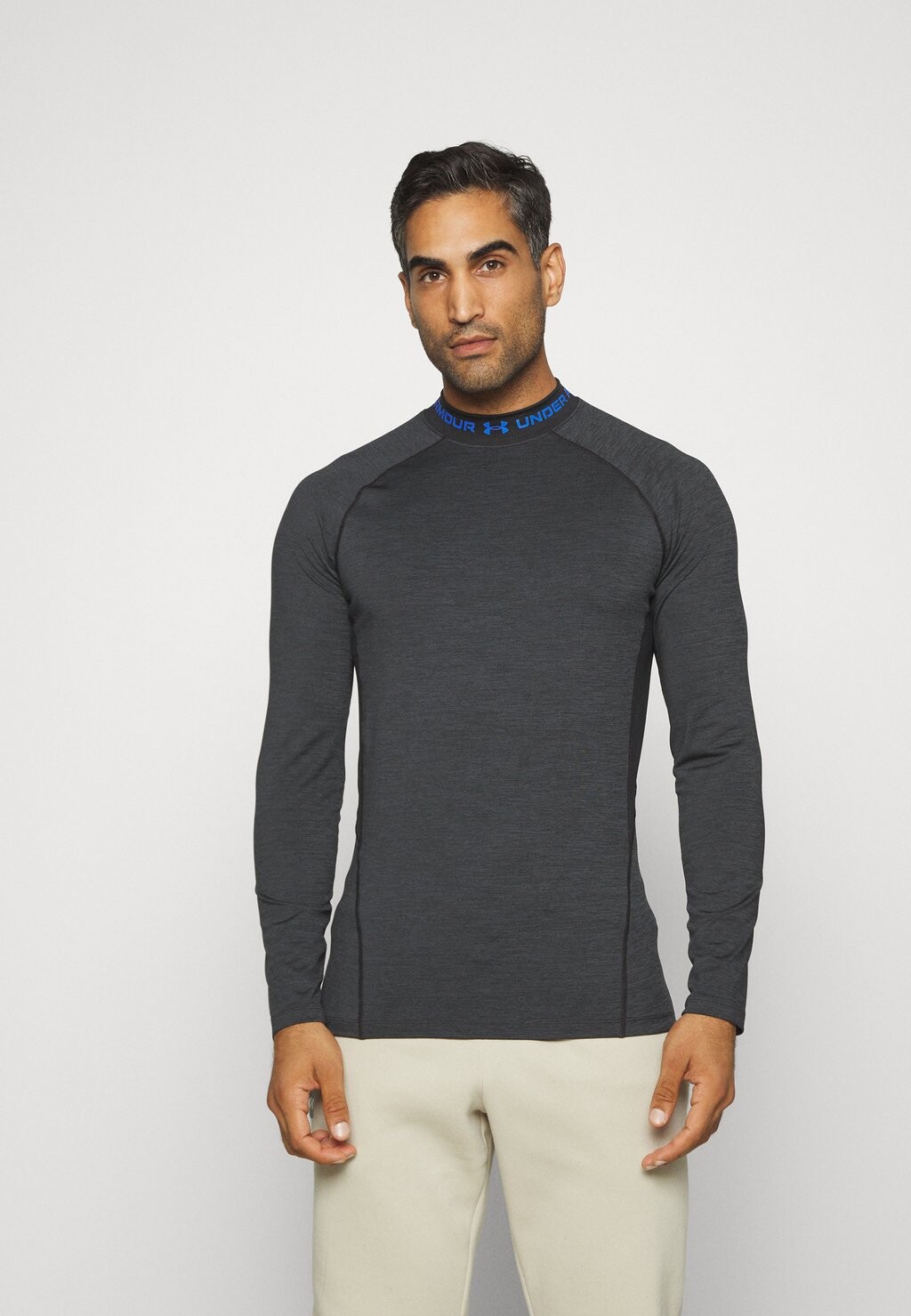 

Футболка с длинным рукавом TWIST MOCK Under Armour, черная, Черный