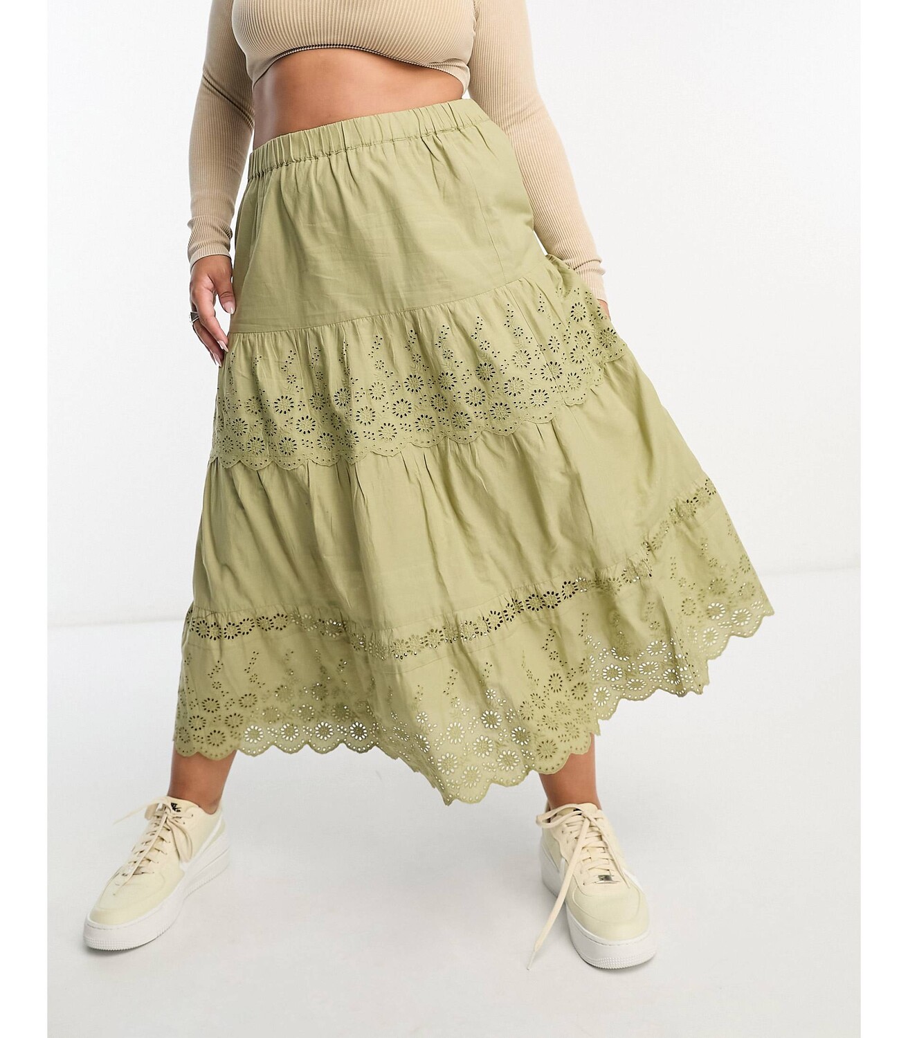 

Юбка цвета хаки с вышивкой Reclaimed Vintage plus