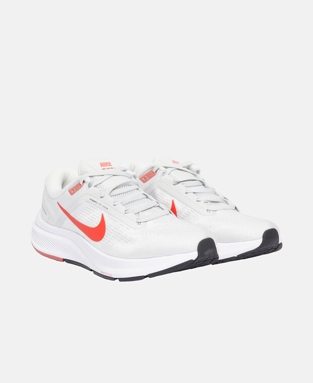 

Спортивная обувь Nike, миндальный
