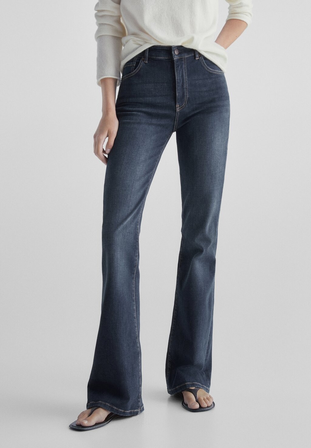 

Джинсы Bootcut Massimo Dutti, синий