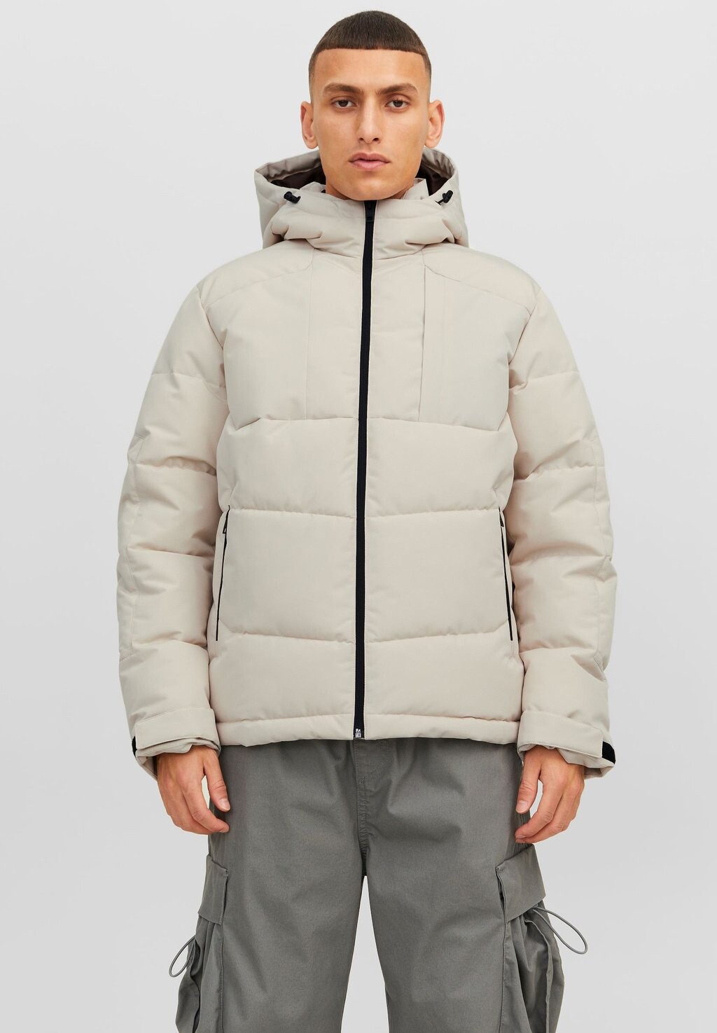 

Зимняя куртка Jack & Jones, лунный луч
