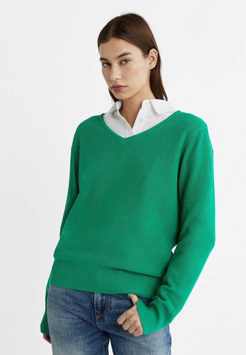 

Вязаный свитер V-NECK Stradivarius, цвет green