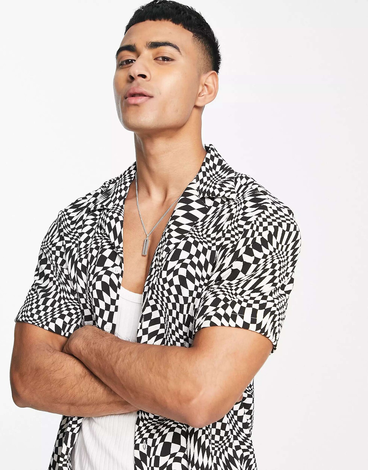 

Белая рубашка в клетку с короткими рукавами River Island