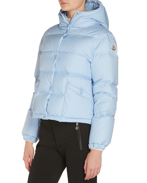 

Пуховик Ebre с капюшоном Moncler, цвет Blue