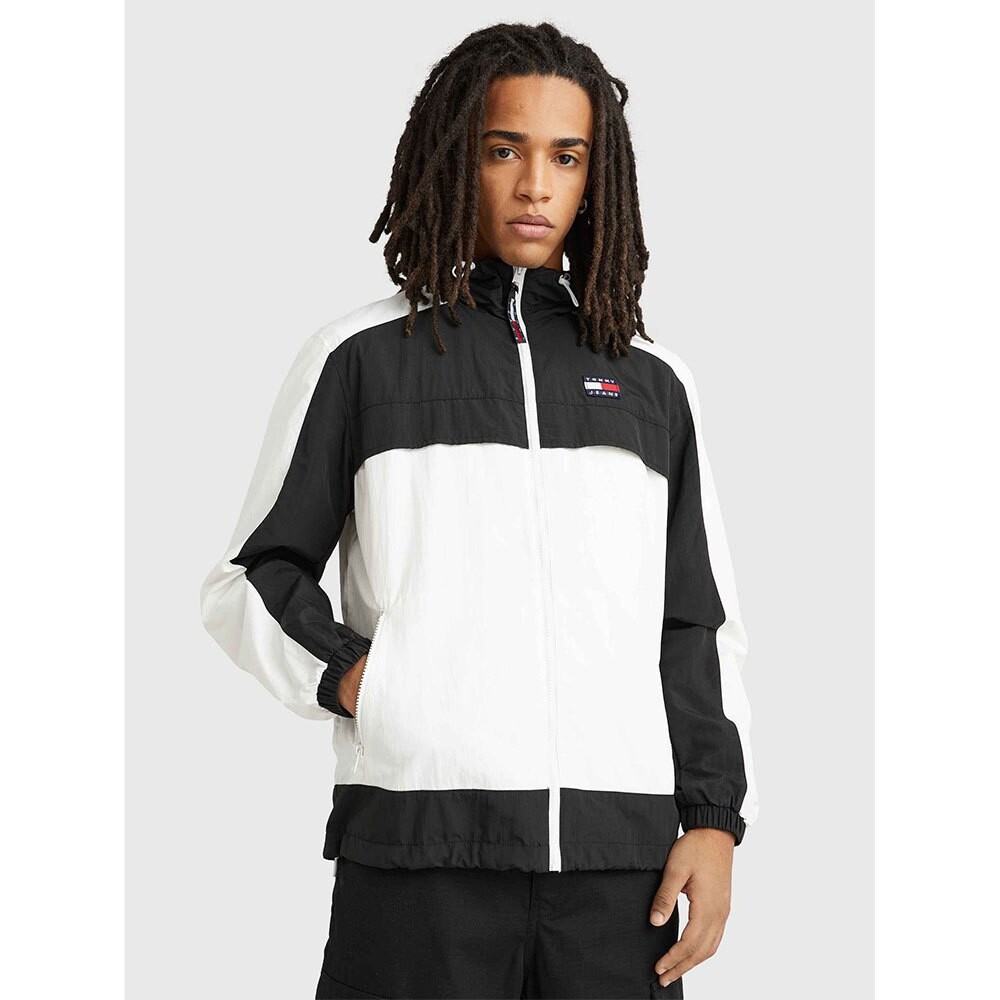 

Куртка Tommy Jeans Clbk Chicago Windbreaker, черный