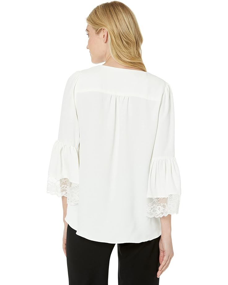 Блуза Vince Camuto Tiered Lace Ruffle Sleeve V-Neck Blouse, цвет New Ivory 2021 summer new french sexy tops ruffle stitching shirt female v neck hollow lace blouse women short sleeve crochet blouse