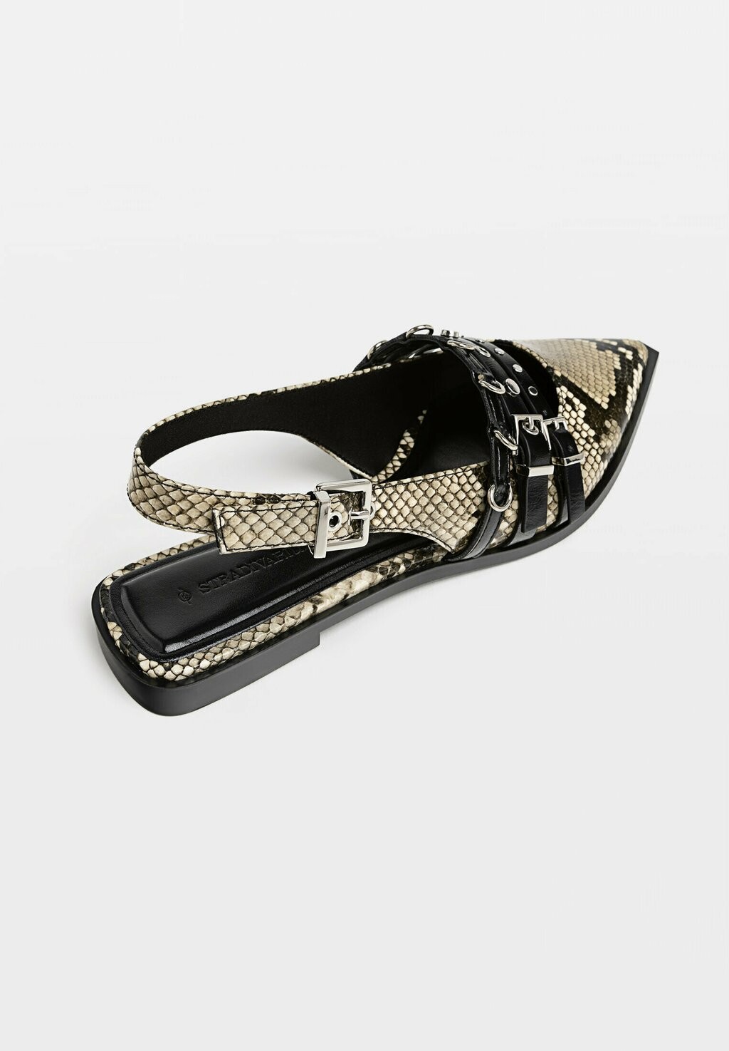 

Балетки Stradivarius, бежевый