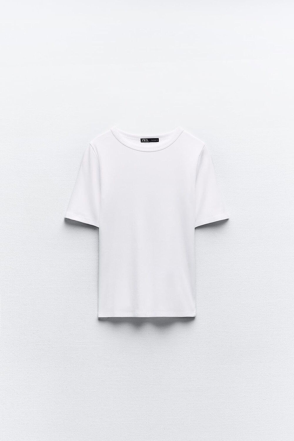

Легкая футболка в ребрику ZARA, белый