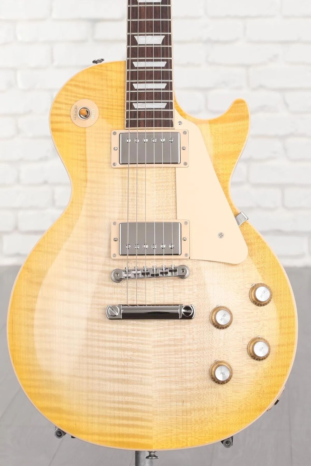 

Лучшая электрогитара Gibson Les Paul Standard '60s AAA — Lemonburst, эксклюзив Sweetwater