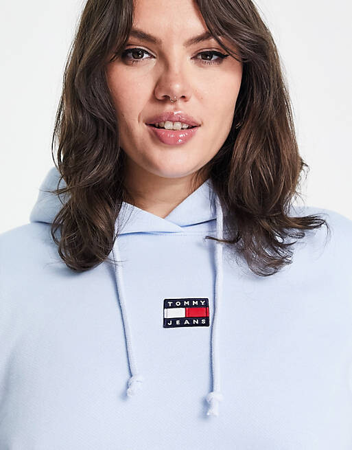 

Синяя худи с флагом Tommy Jeans Plus
