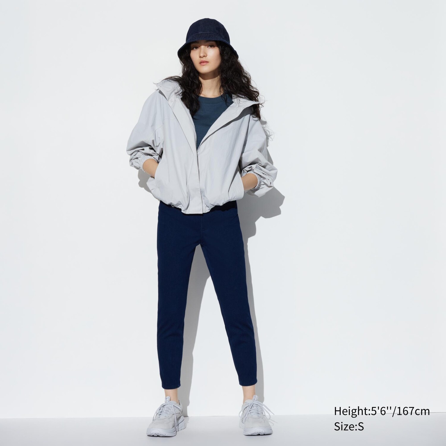 

Леггинсы UNIQLO укороченные из денима с высокой посадкой, синий