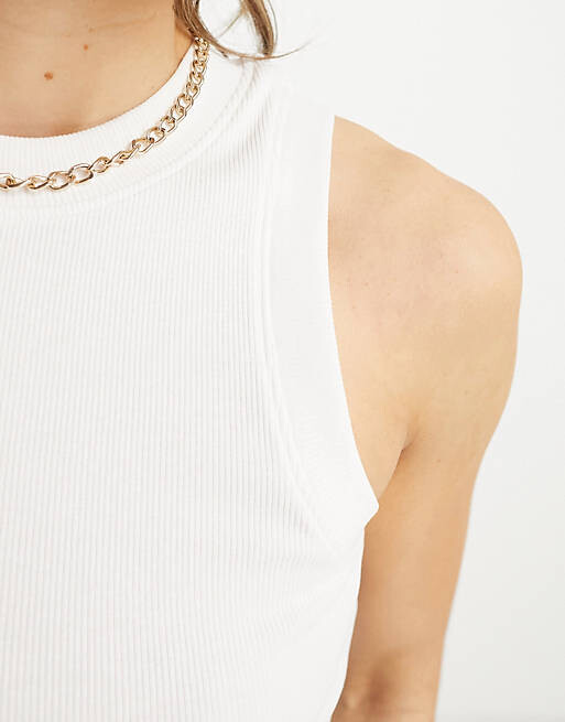 

Белый жилет в рубчик с глубокой окантовкой спереди ASOS DESIGN