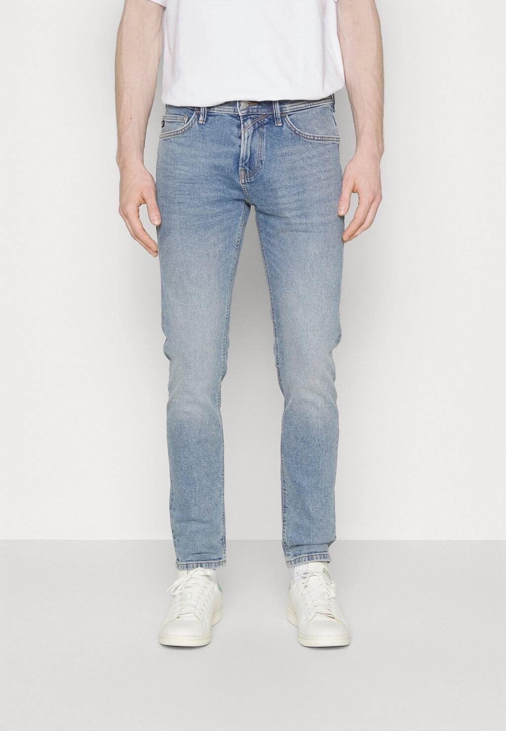 

Джинсы Slim fit Tom Tailor