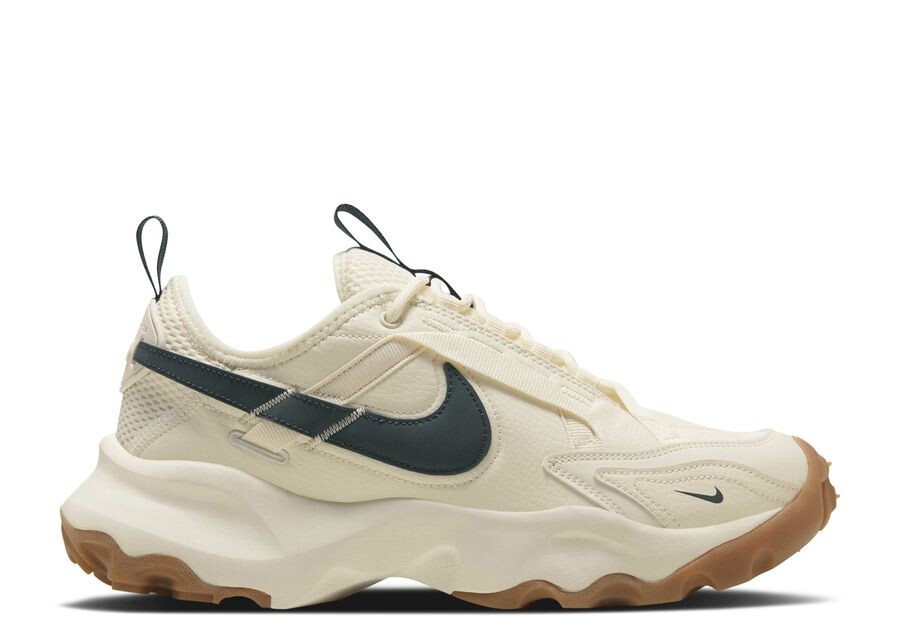 

Кроссовки Nike Wmns TC 7900, цвет Pale Ivory Armory Navy