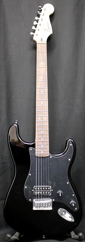 

Электрогитара Squier Sonic Stratocaster HT H Electric Guitar Black