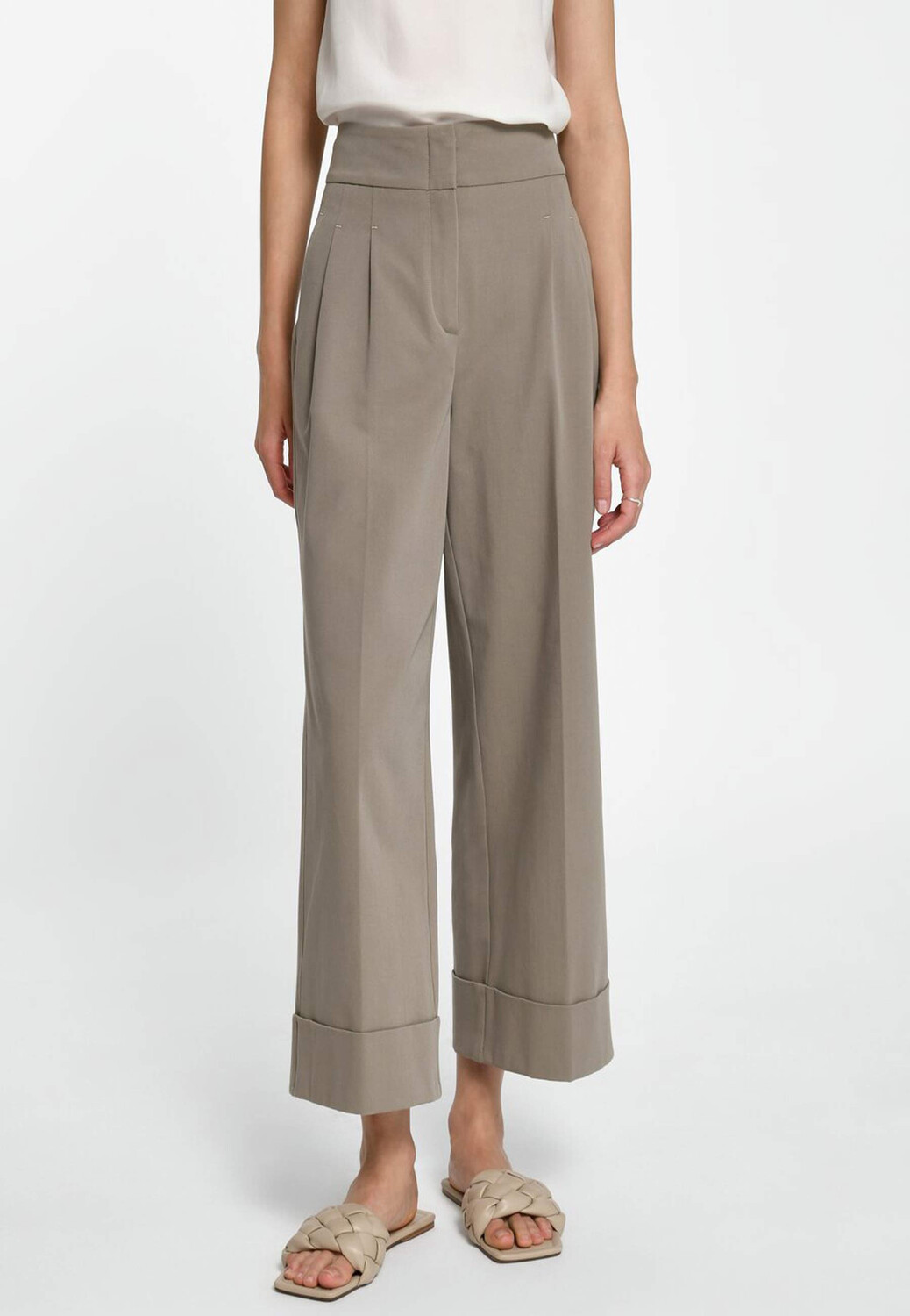 

Брюки FADENMEISTER BERLIN Culotte Cotton, цвет DEEP LICHEN GREEN