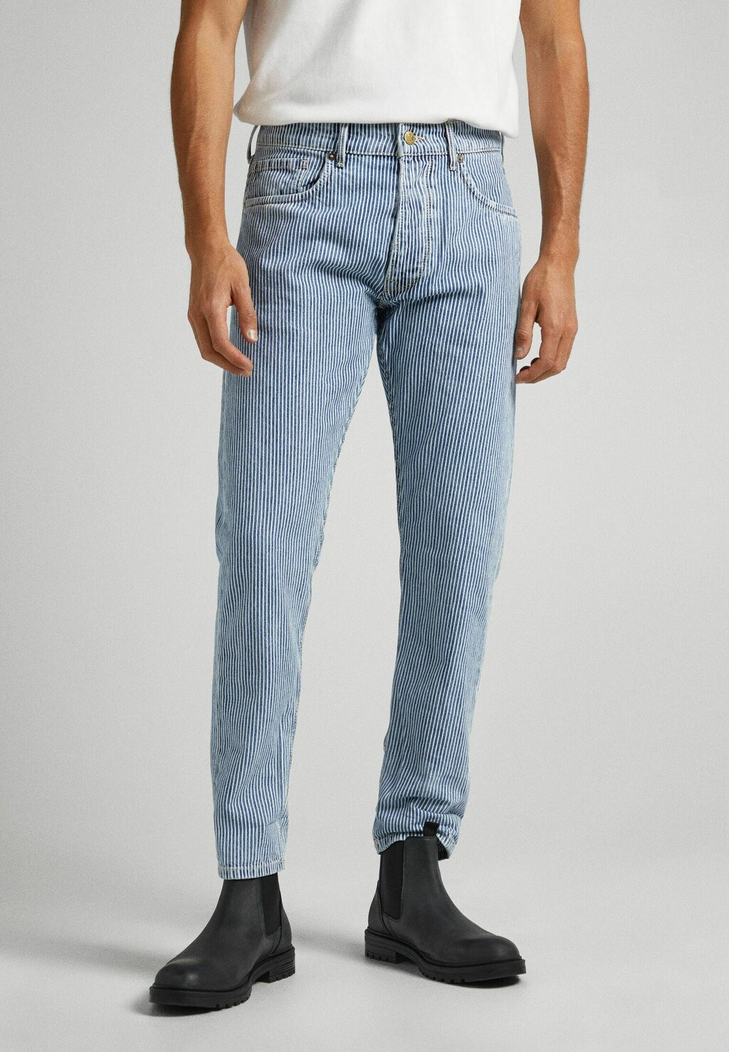 

Джинсы облегающего кроя Pepe Jeans