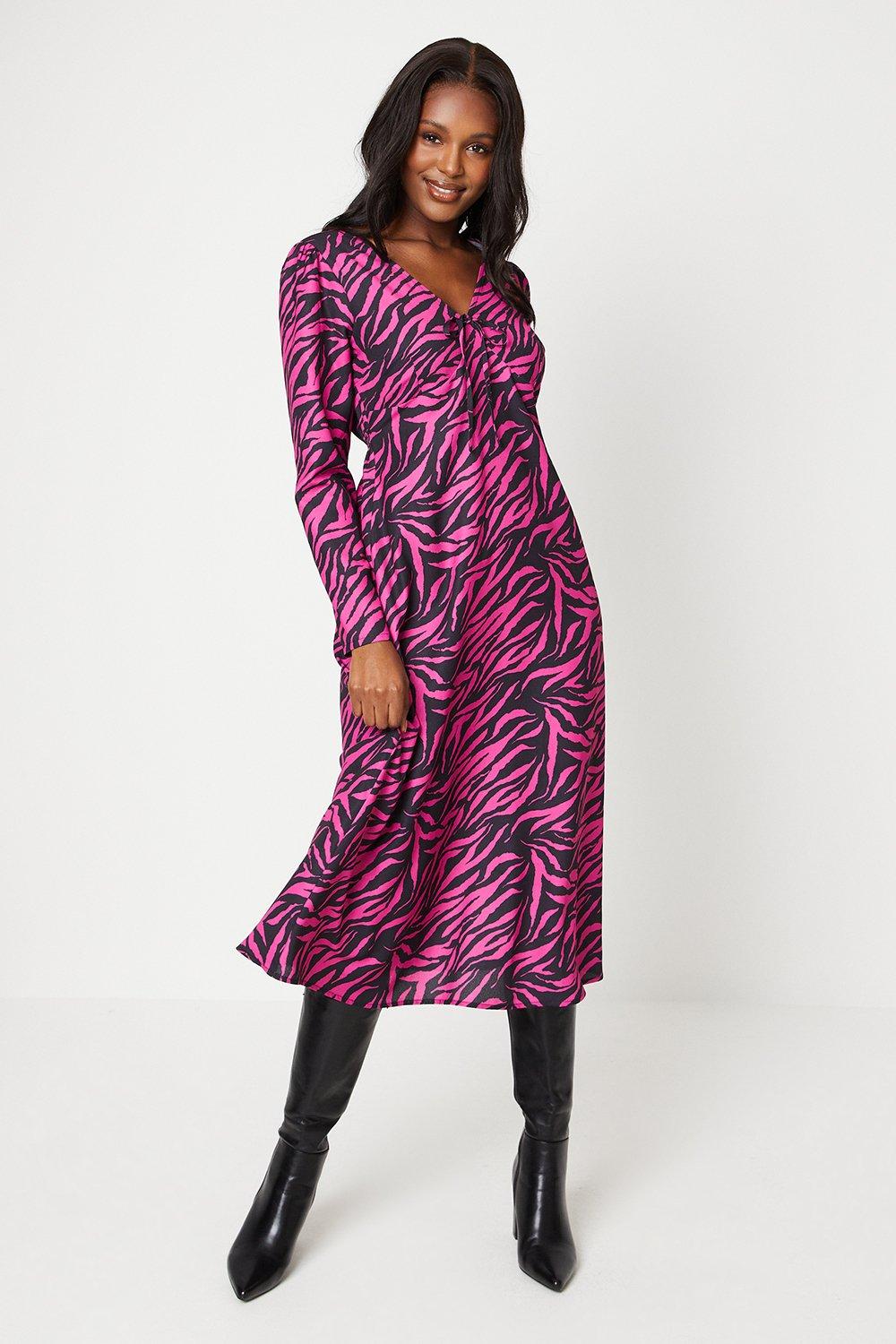 платье миди zen с зеброй tommy bahama цвет double chocolate Розовое платье миди с завязкой спереди и зеброй Dorothy Perkins, мультиколор