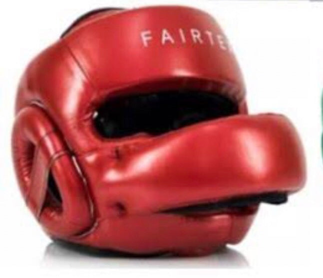 

Шлем боксерский Fairtex Pro Sparring Head Guard HG176 красный