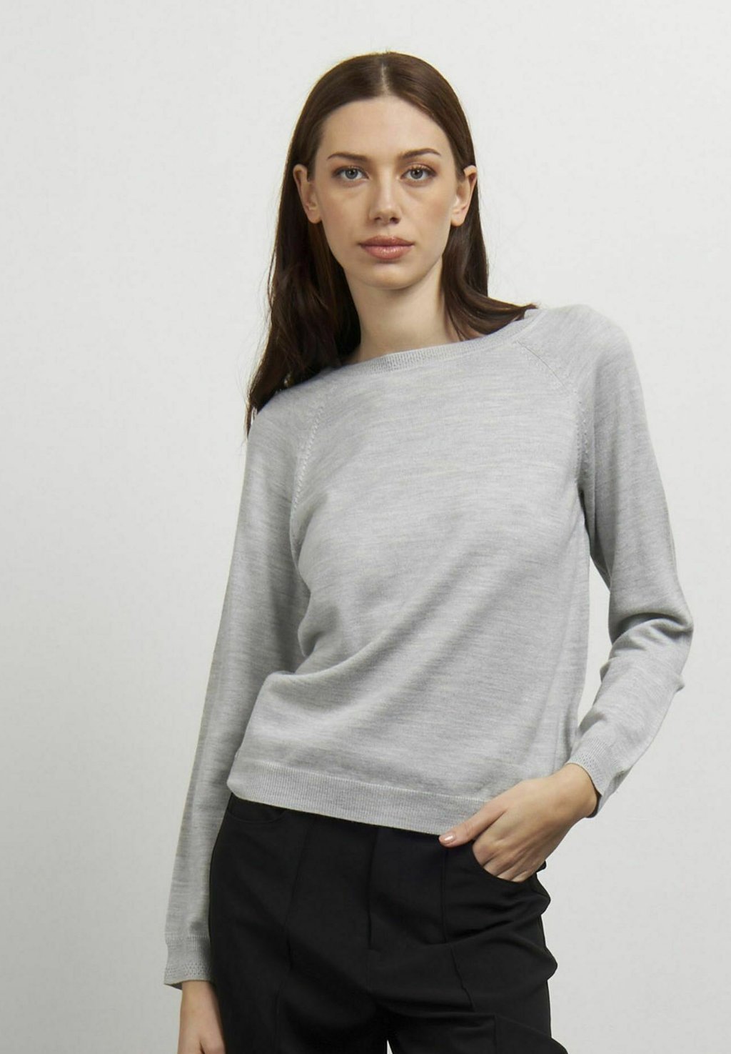 Вязаный свитер Conbipel, цвет grigio chiaro melange