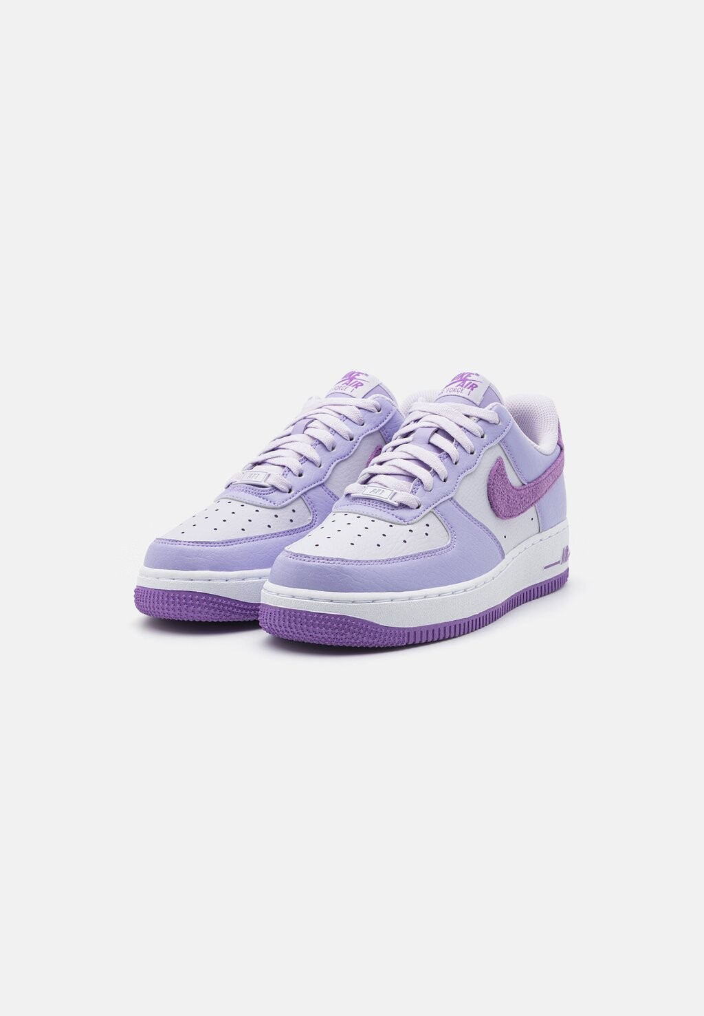 

Кроссовки на шнуровке AIR FORCE 1 07 Nike, фиолетовый
