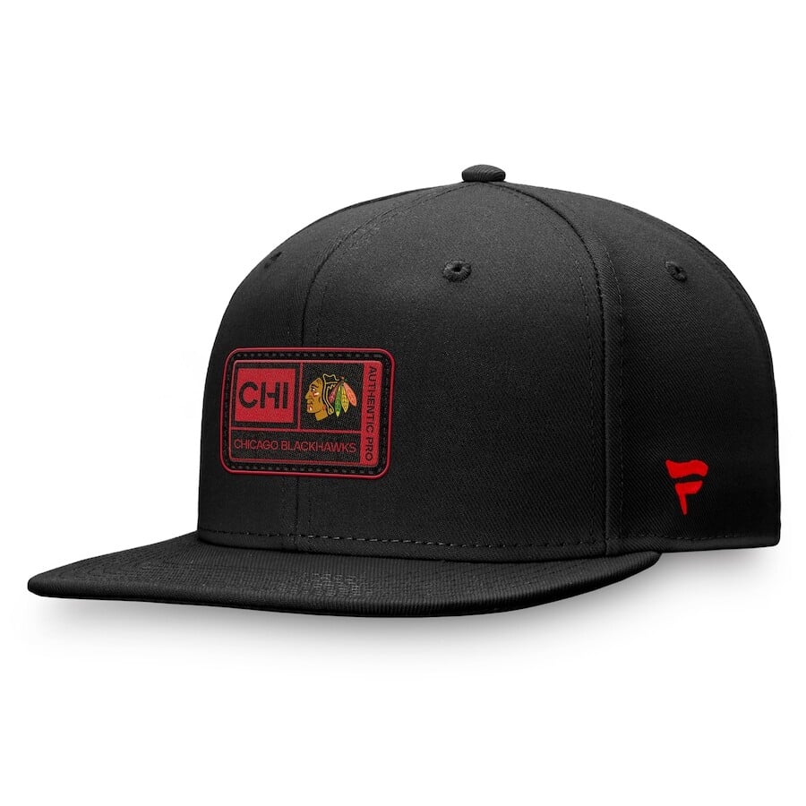 

Бейсболка Fanatics Branded Chicago Blackhawks, черный